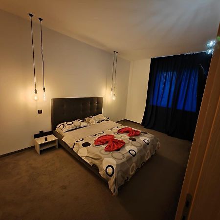 Biaparthotel Бухарест Экстерьер фото