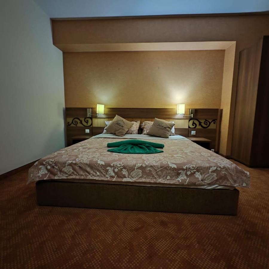 Biaparthotel Бухарест Экстерьер фото