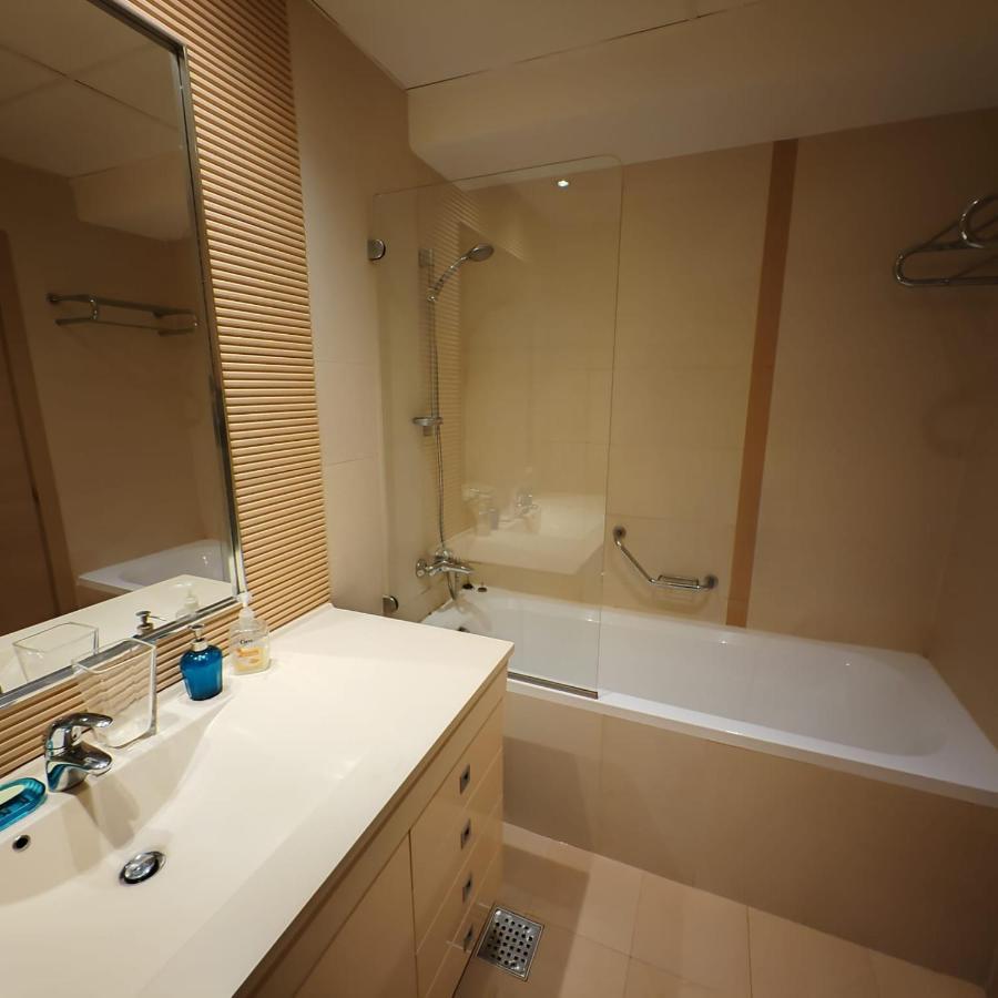 Biaparthotel Бухарест Экстерьер фото